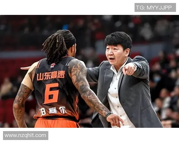 山东男篮战胜广东升至积分榜第一！助力球队迈向季后赛夺冠梦想
